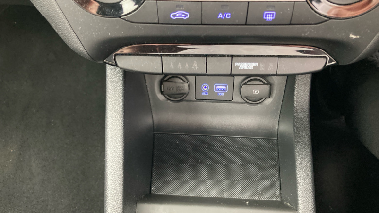 Hyundai i20 1.2 MPi SE 5dr Petrol Hatchback